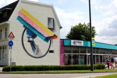 Stichting-Street-Art-Super-A-Pinata